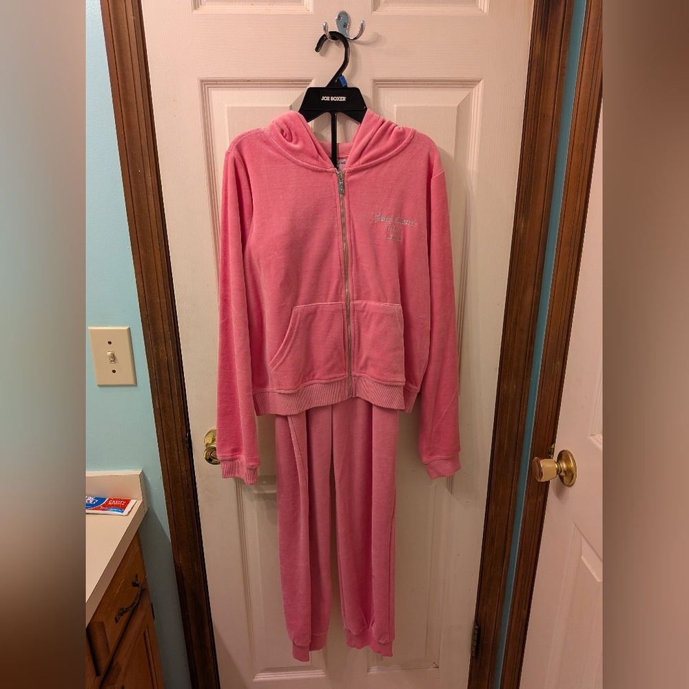 Juicy Couture X Forever 21 Pink Velour Track Suit Size Medium BNWT